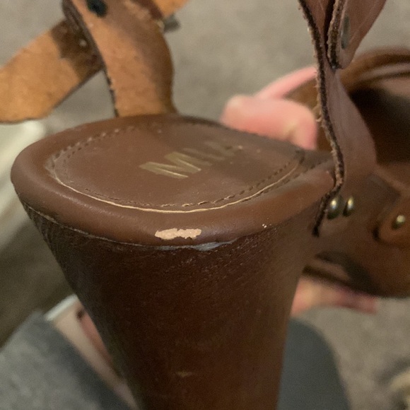 MIA Brown Platform Heels - Picture 7 of 11